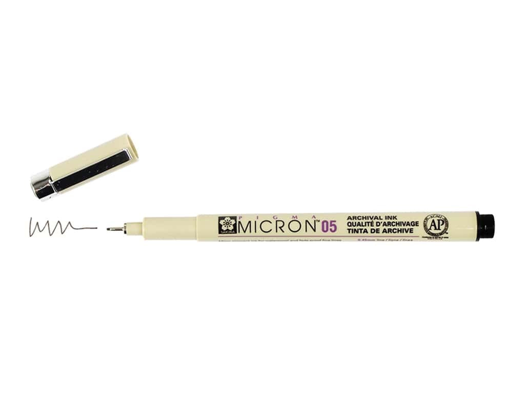PIGMA BLACK 05